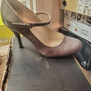 Womens Shoes